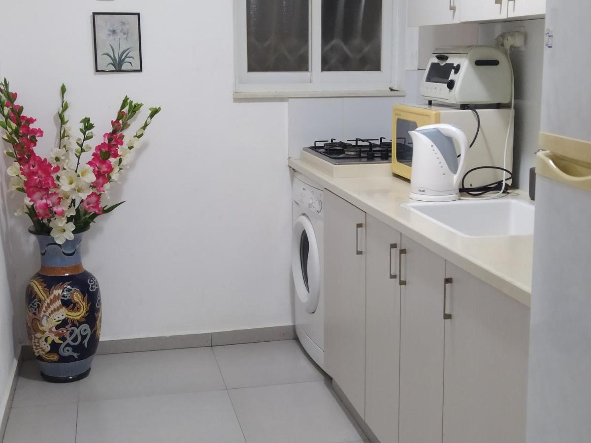 Квартира С Садом Apartment Haifa Luaran gambar